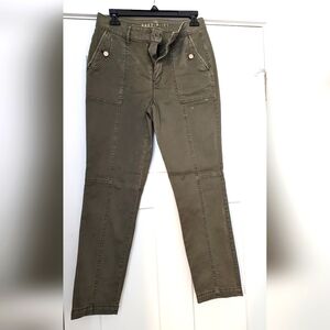 Ladies WHBM Slim Leg Ankle Pant Size 4